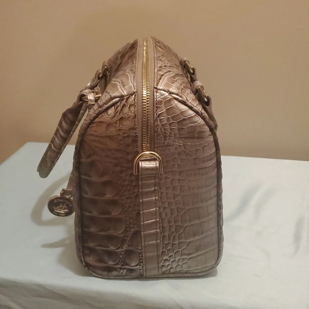 Brahmin Stacy Silver Lining Melbourne.10w./7.5h. Tan/ Cream - Picture 3 of 6